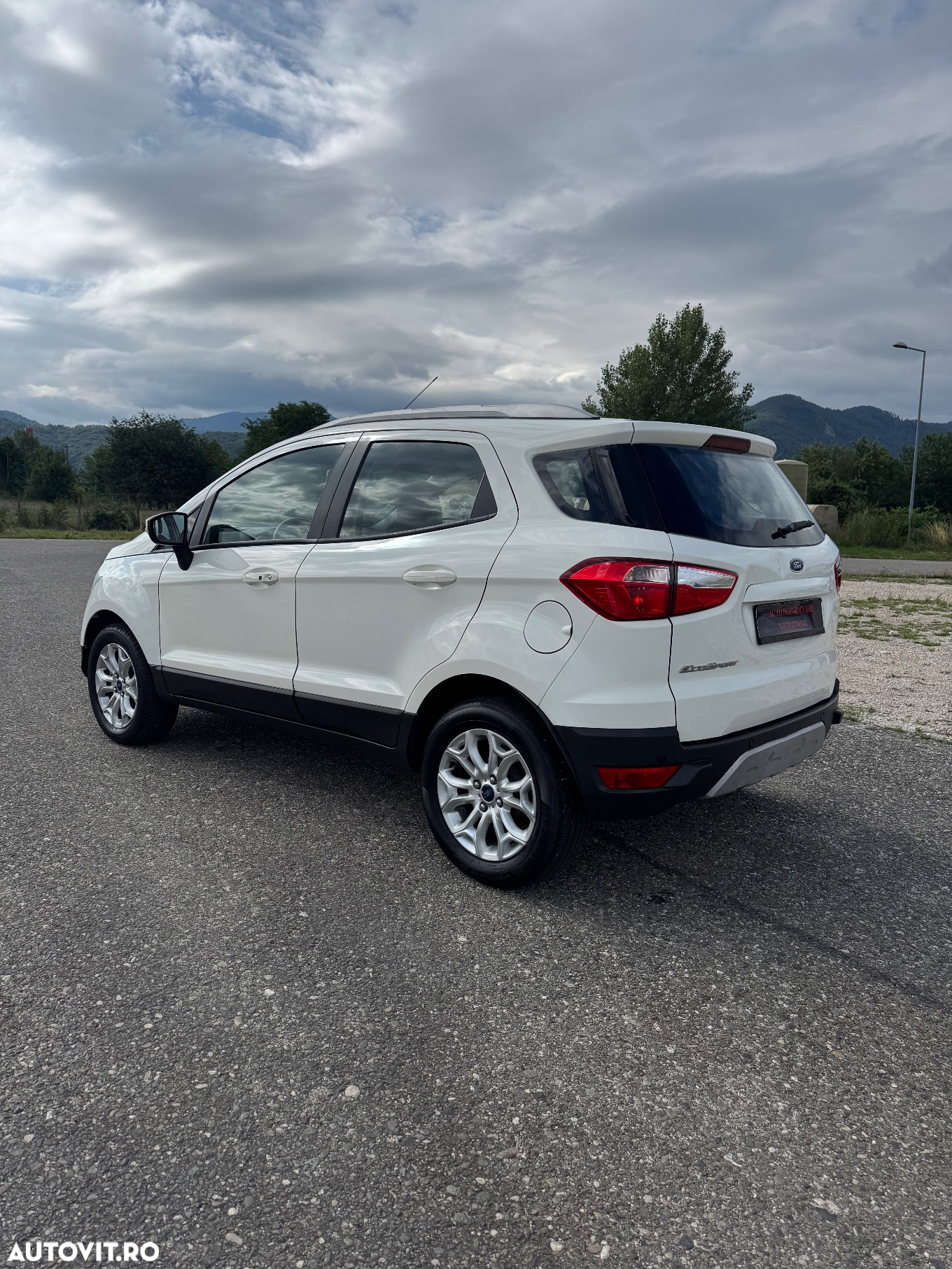 Ford EcoSport 1.5 EcoBlue TITANIUM - 4