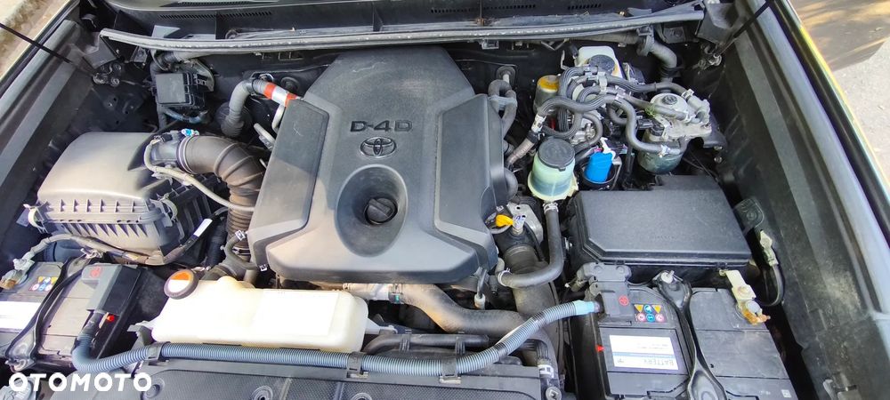 Toyota Land Cruiser LC 2.8 D-4D Prado - 23