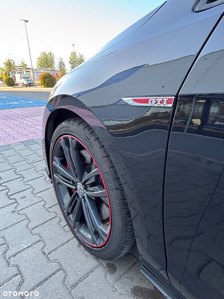 Volkswagen Golf GTI 2.0 TSI OPF Performance - 8