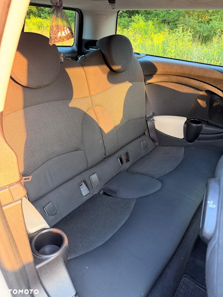 MINI Clubman Cooper D - 11