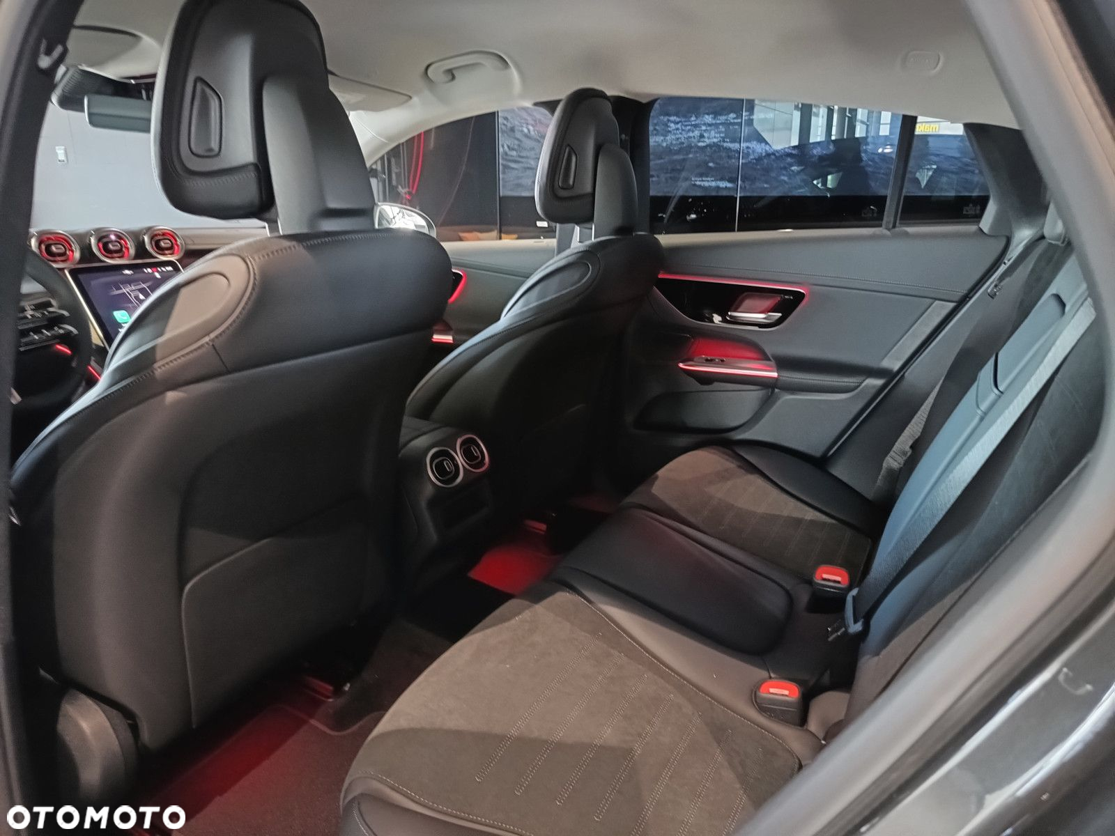 Mercedes-Benz GLC - 34