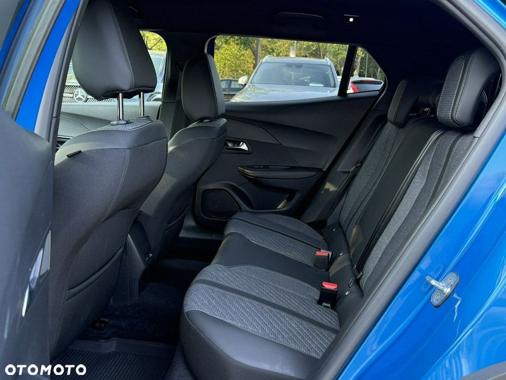 Peugeot 2008 1.2 PureTech Allure S&S EAT8 - 16