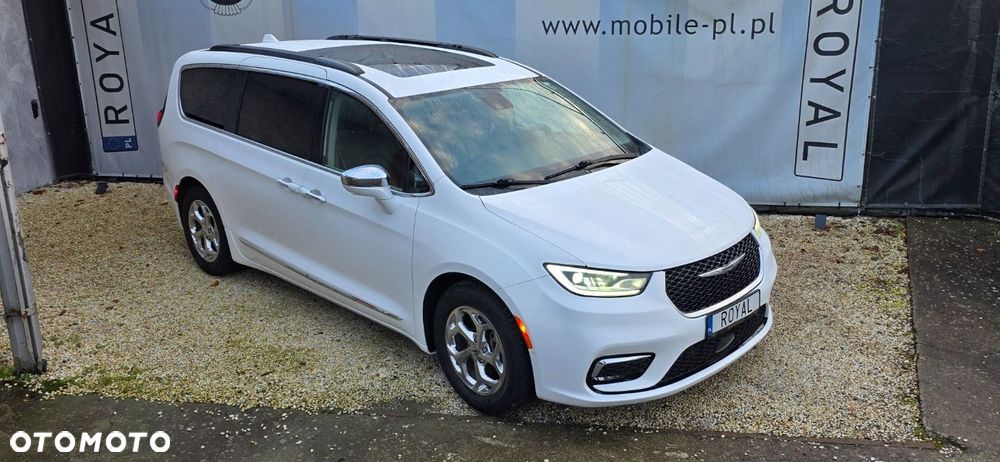 Chrysler Pacifica - 9