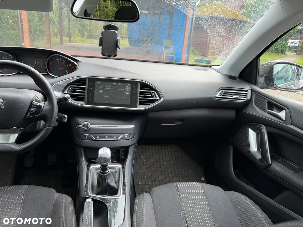 Peugeot 308 BlueHDi 120 Stop & Start Allure - 23