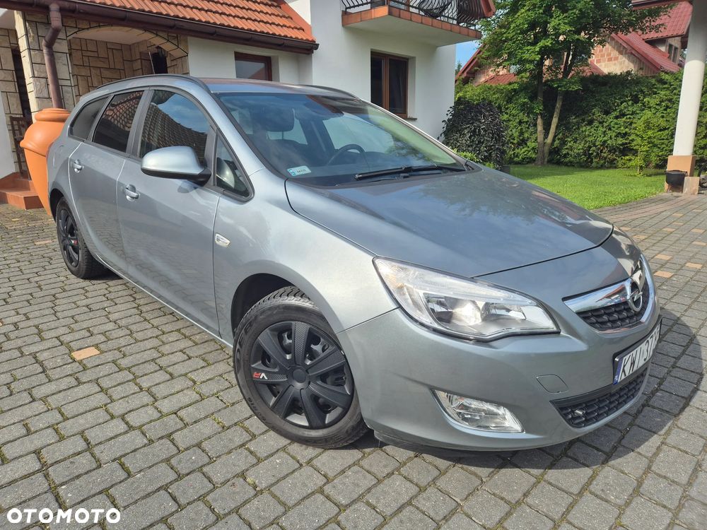 Opel Astra IV 1.4 T Cosmo S&S - 4