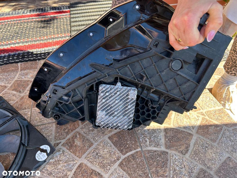 Lampa lewa audi Q3 83a - 5
