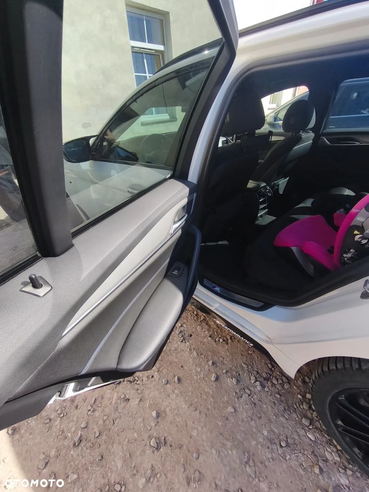 BMW Seria 5 520d xDrive M Sport sport - 17
