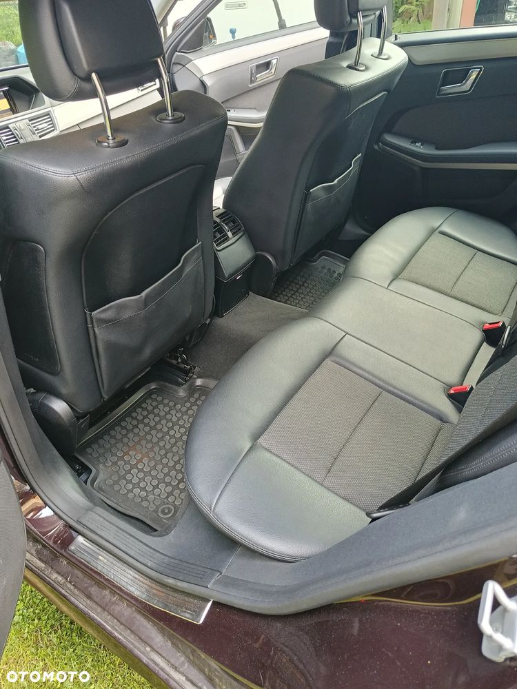 Mercedes-Benz Klasa E 220 CDI DPF BlueEFFICIENCY Automatik Avantgarde - 11