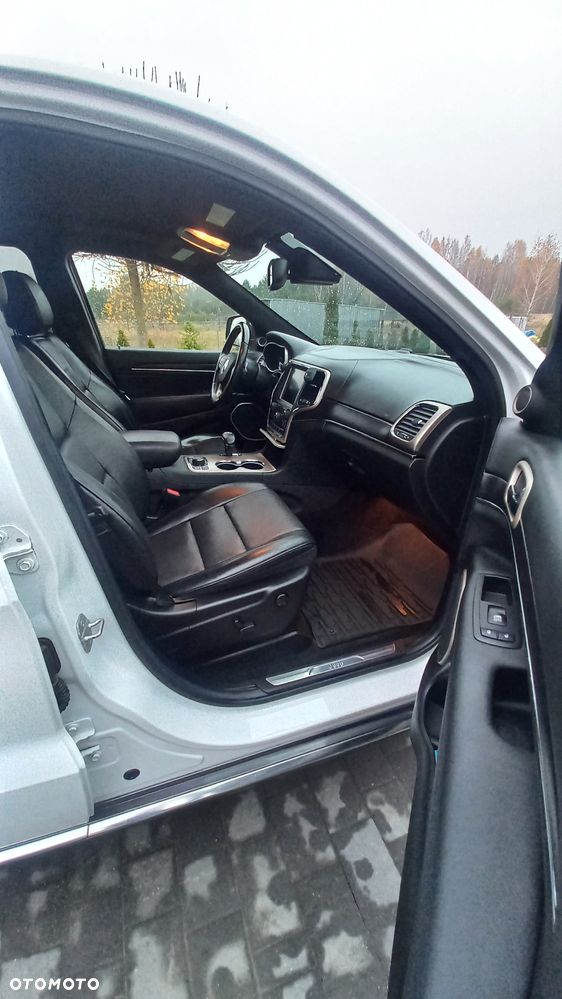 Jeep Grand Cherokee 5.7 V8 HEMI Summit - 9