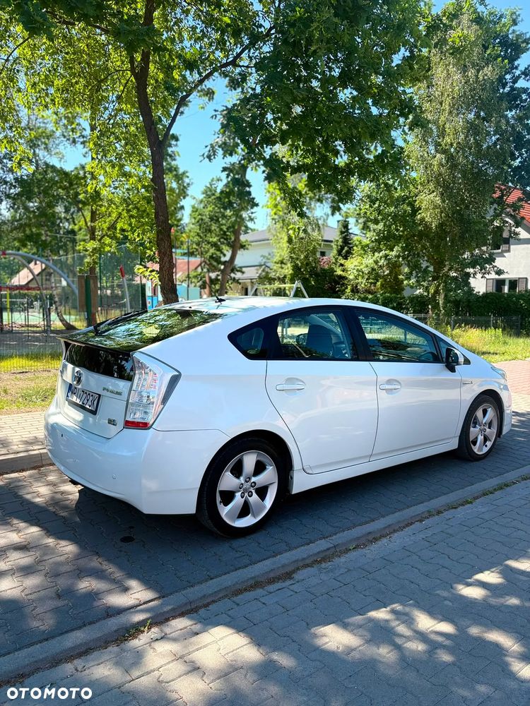 Toyota Prius - 8