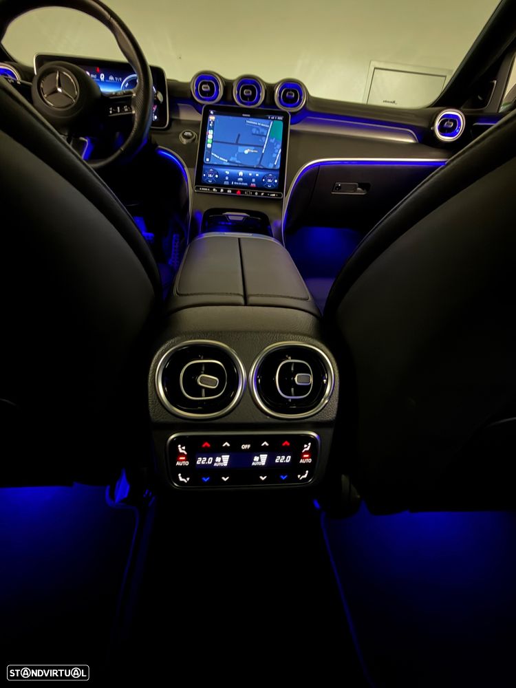 Mercedes-Benz C 300 de 4Matic T 9G-TRONIC AMG Line - 32