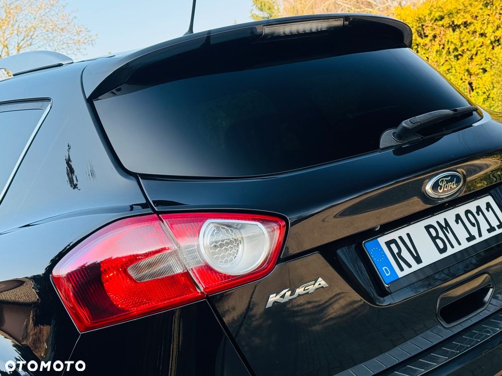 Ford Kuga 2.0 TDCi 4x4 Titanium - 22