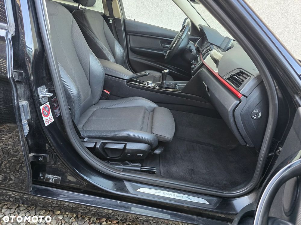 BMW Seria 3 - 16