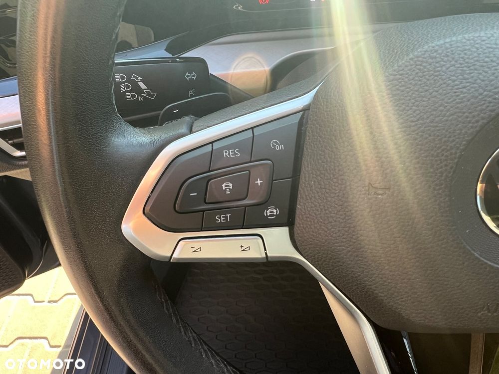 Volkswagen Golf 1.5 eTSI EVO Life DSG - 16