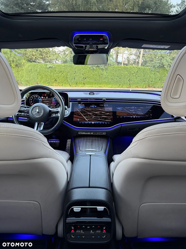 Mercedes-Benz Klasa E 220 d mHEV 4-Matic AMG 9G-Tronic - 32