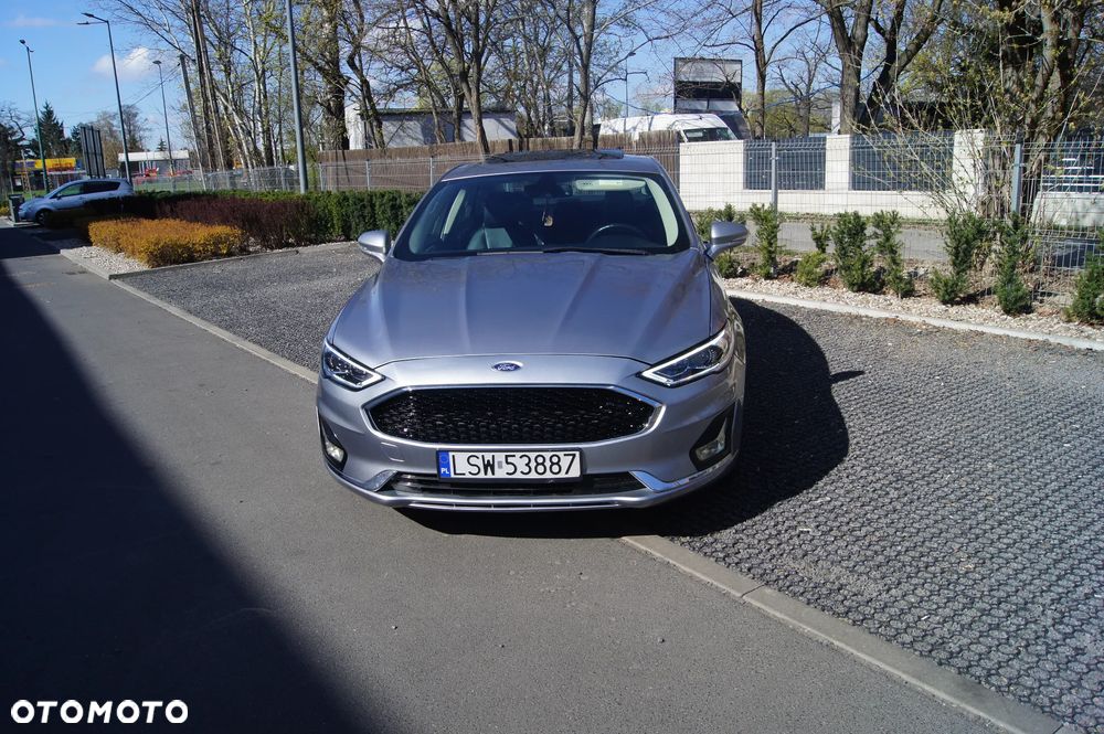 Ford Fusion - 15