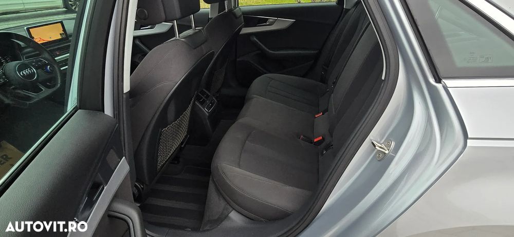 Audi A4 Avant 2.0 TDI DPF clean diesel S line Sportpaket - 23