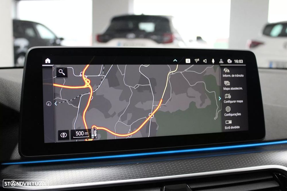 BMW 530 e Pack Desportivo M - 21