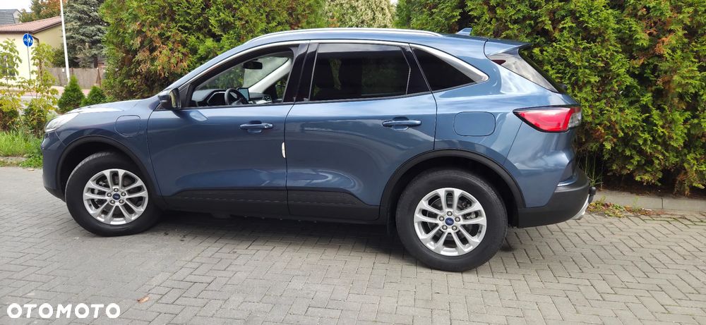 Ford Kuga - 9