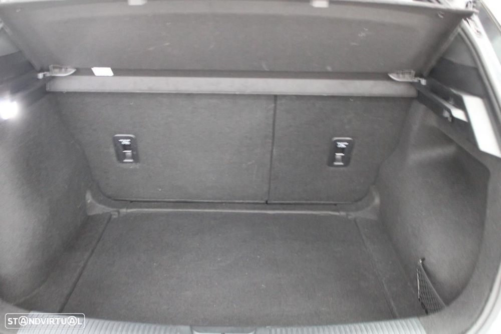 MG MG4 51 kWh Standard - 9