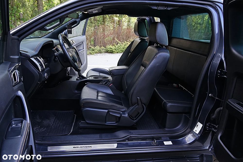 Ford Ranger 2.0 EcoBlue 4x4 DC Wildtrak - 29