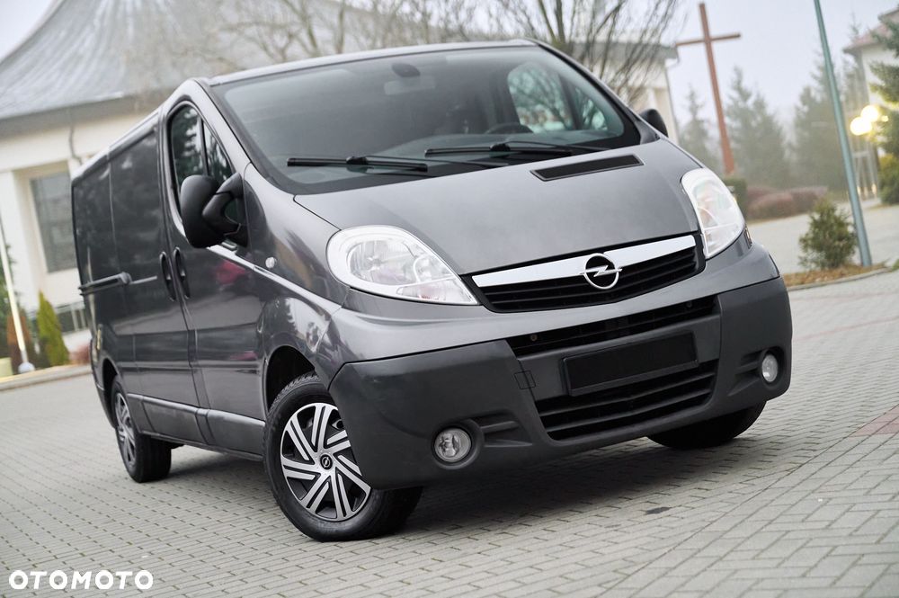 Opel Vivaro - 23