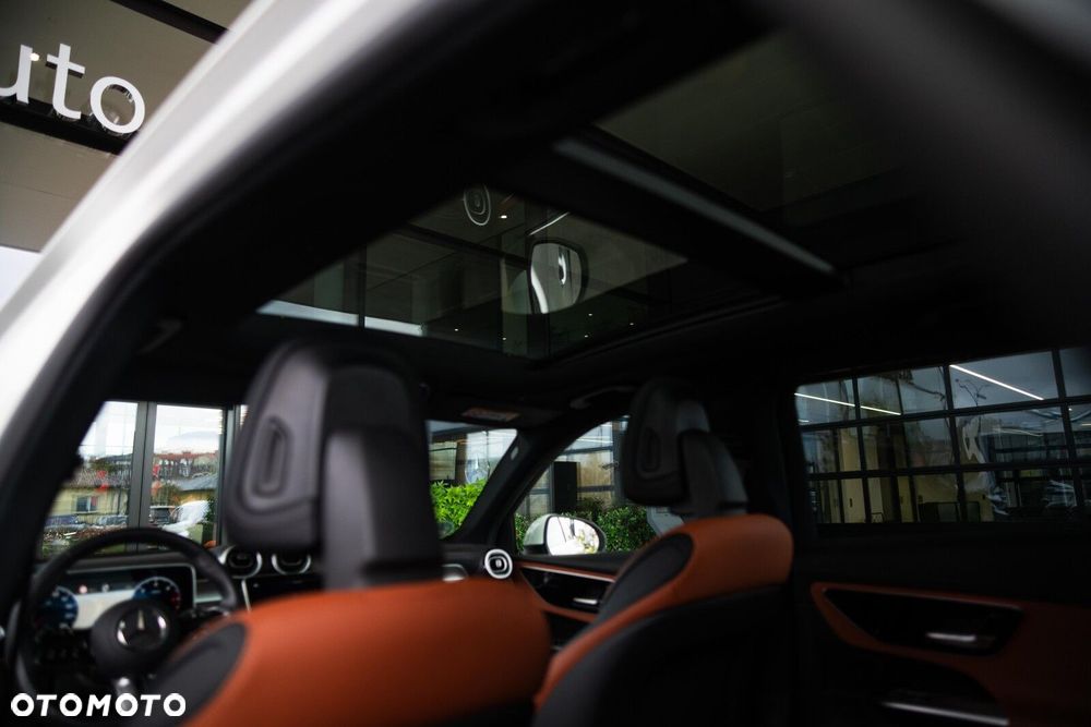 Mercedes-Benz GLC - 26