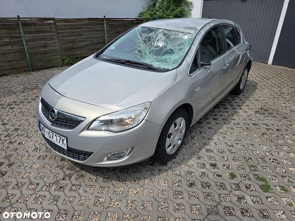 Opel Astra 1.6 Cosmo - 6