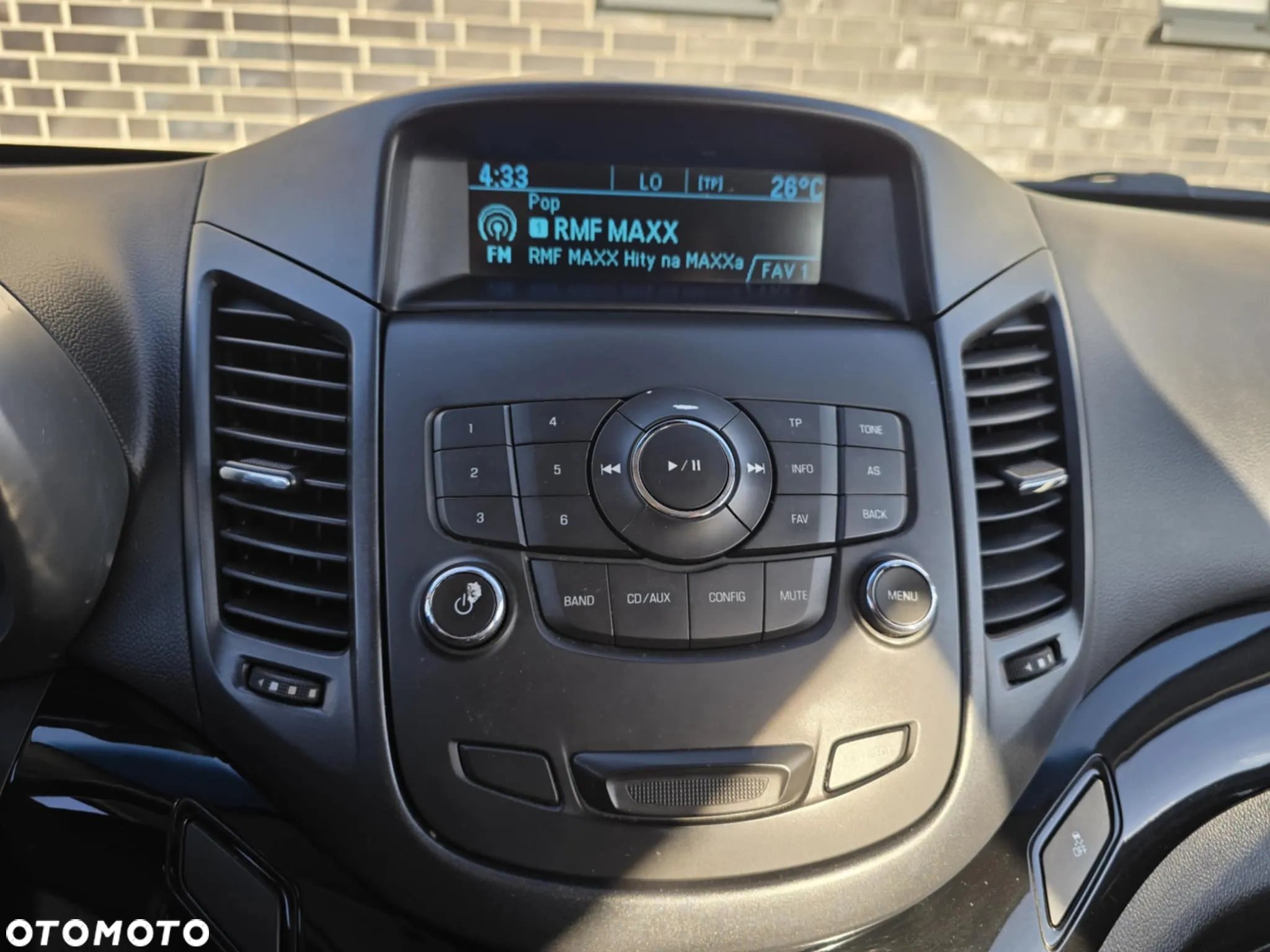 Chevrolet Orlando 1.8 LS+ - 31