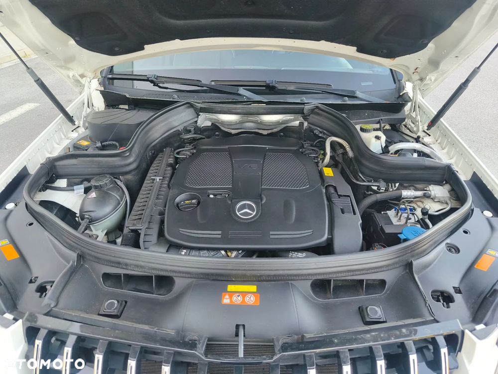 Mercedes-Benz GLK 350 BlueEff 4-Matic - 35