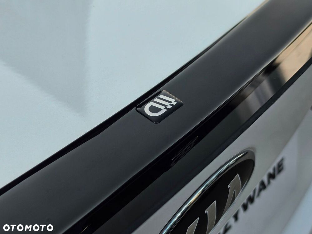 Kia Optima 2.0 T-GDI GT - 11