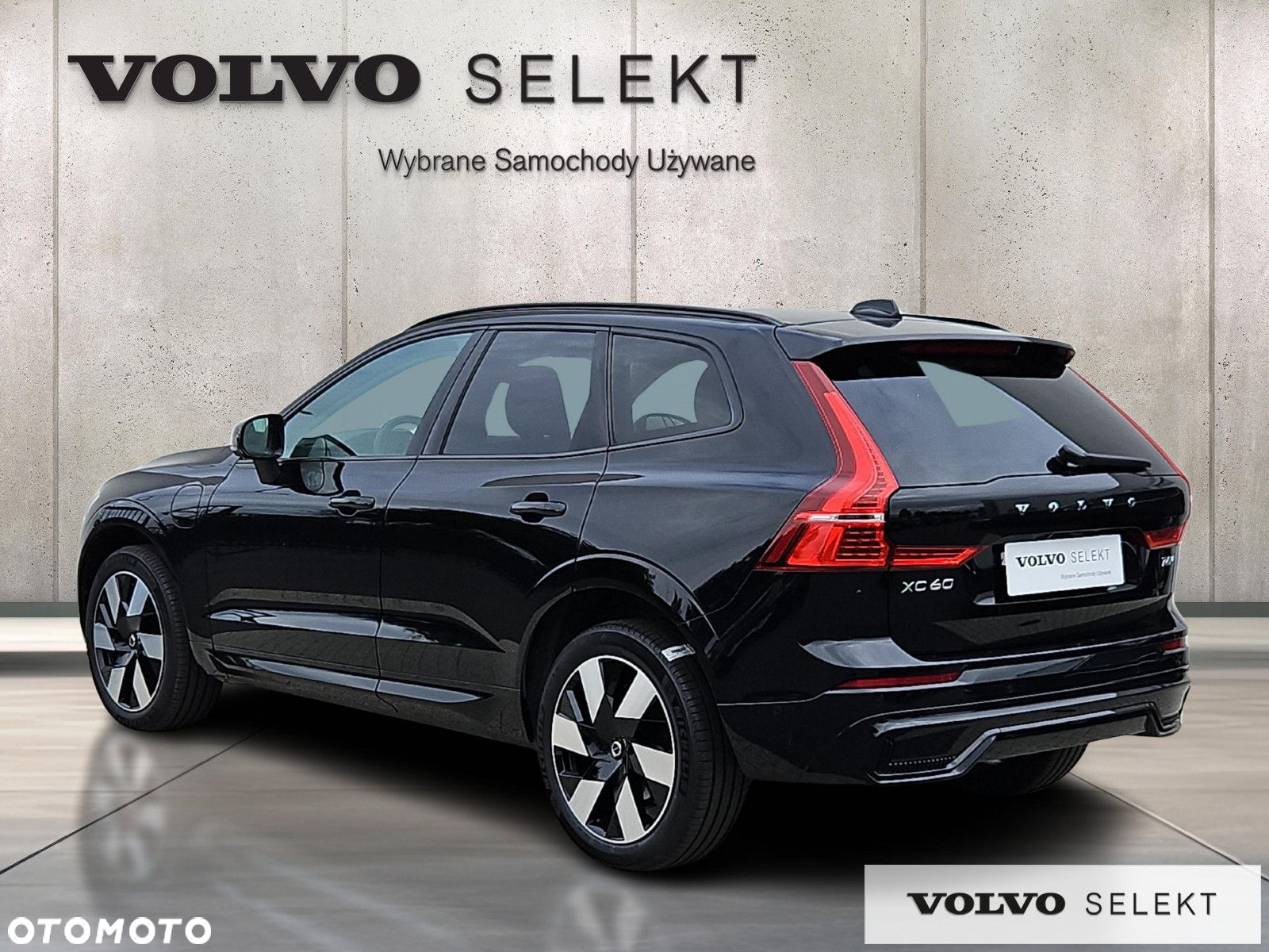 Volvo XC 60 T6 AWD Plug-in Hybrid Plus Dark - 4