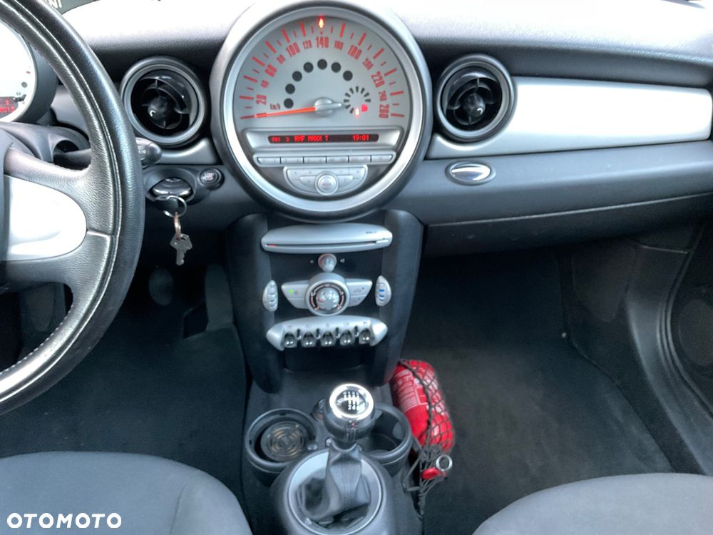 MINI Cooper - 13
