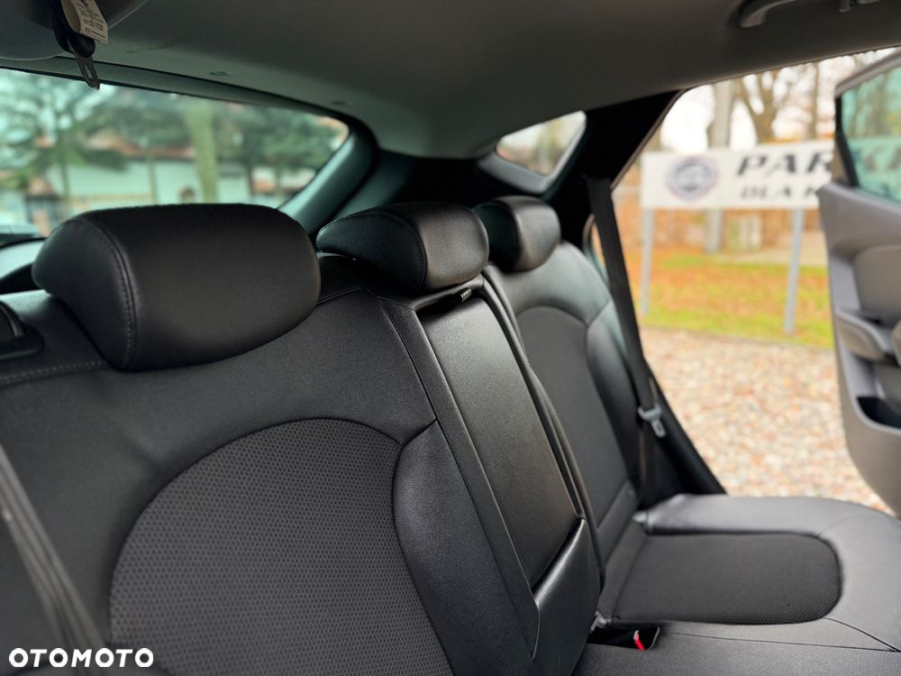 Hyundai ix35 - 23
