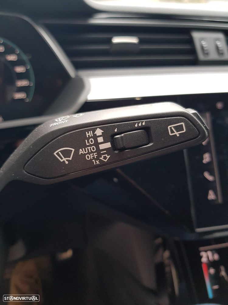 Audi Q8 e-Tron 50 quattro S line - 39