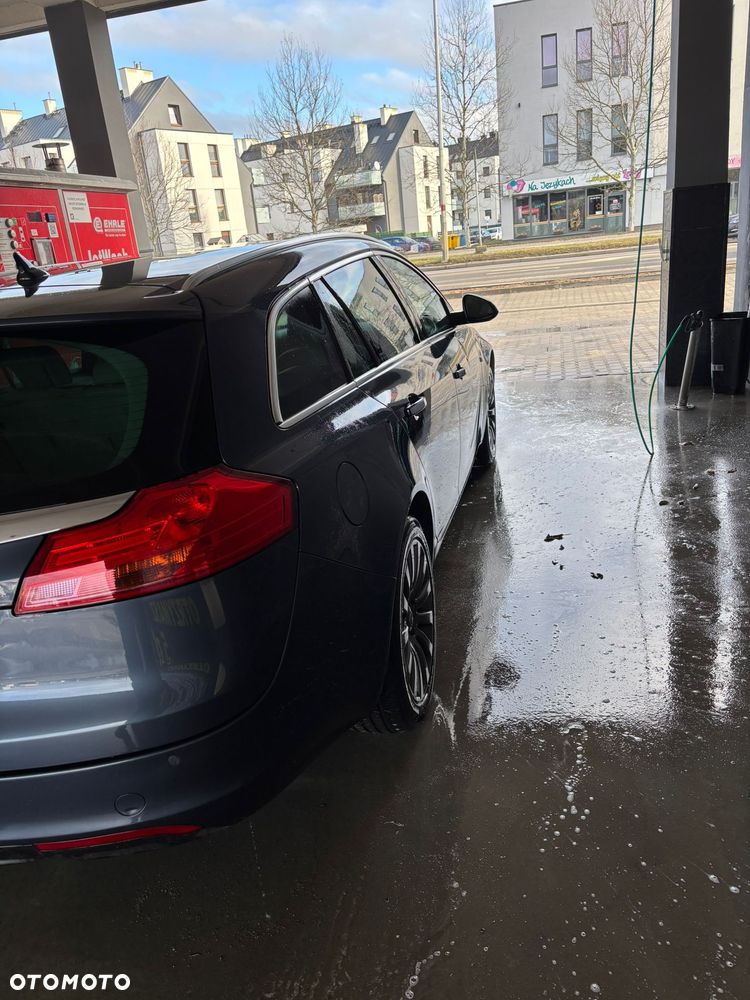 Opel Insignia 2.0 CDTI Sports Tourer - 14