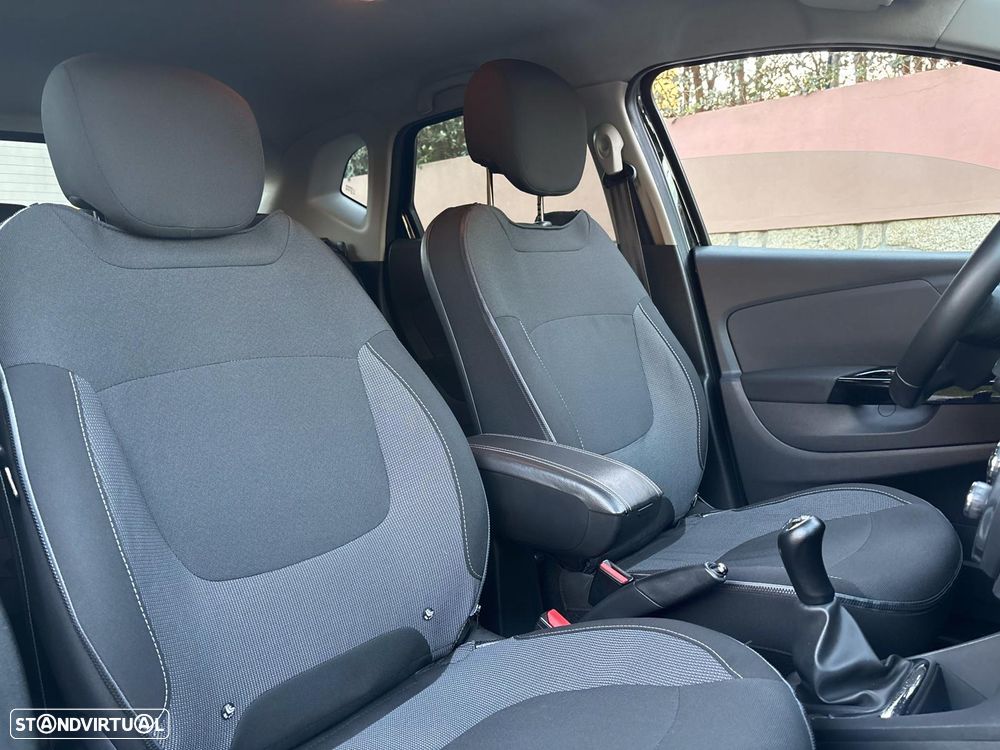 Renault Captur 1.5 dCi Exclusive - 6