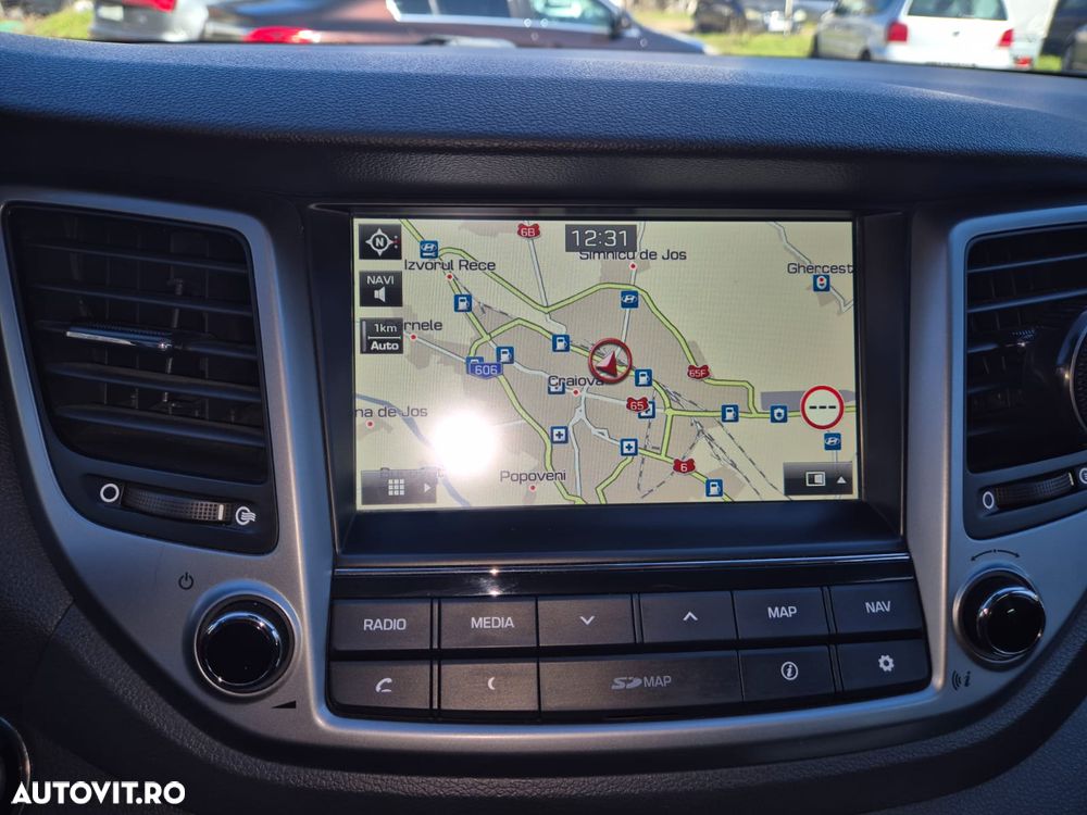 Hyundai Tucson 2.0 CRDI 4WD 6AT Luxury+ - 8