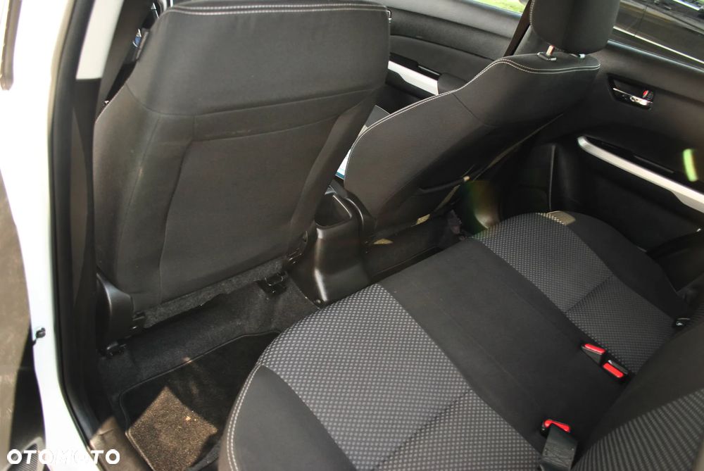 Suzuki Vitara 1.6 Premium 2WD - 12