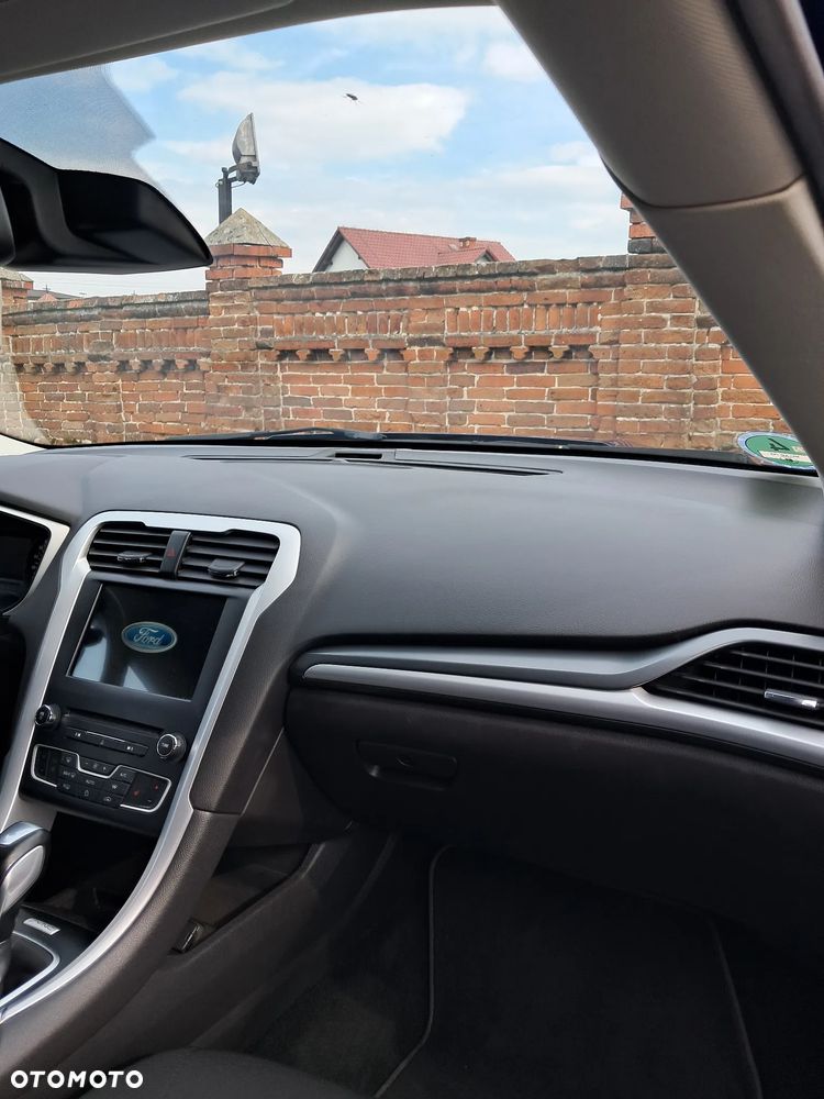 Ford Mondeo 2.0 TDCi Titanium PowerShift - 13