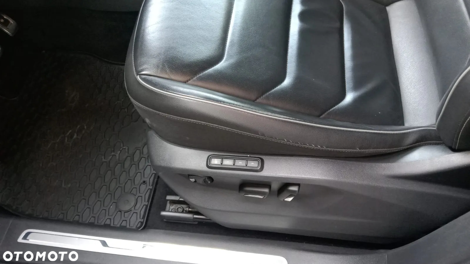 Volkswagen Tiguan Allspace 2.0 TDI SCR 4Motion DSG Highline - 20