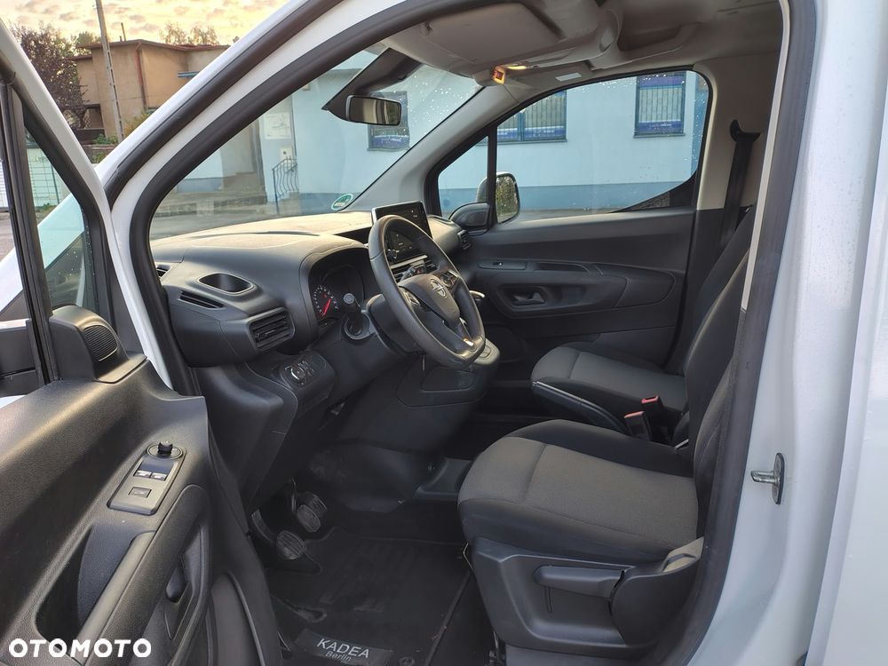 Opel Combo - 17