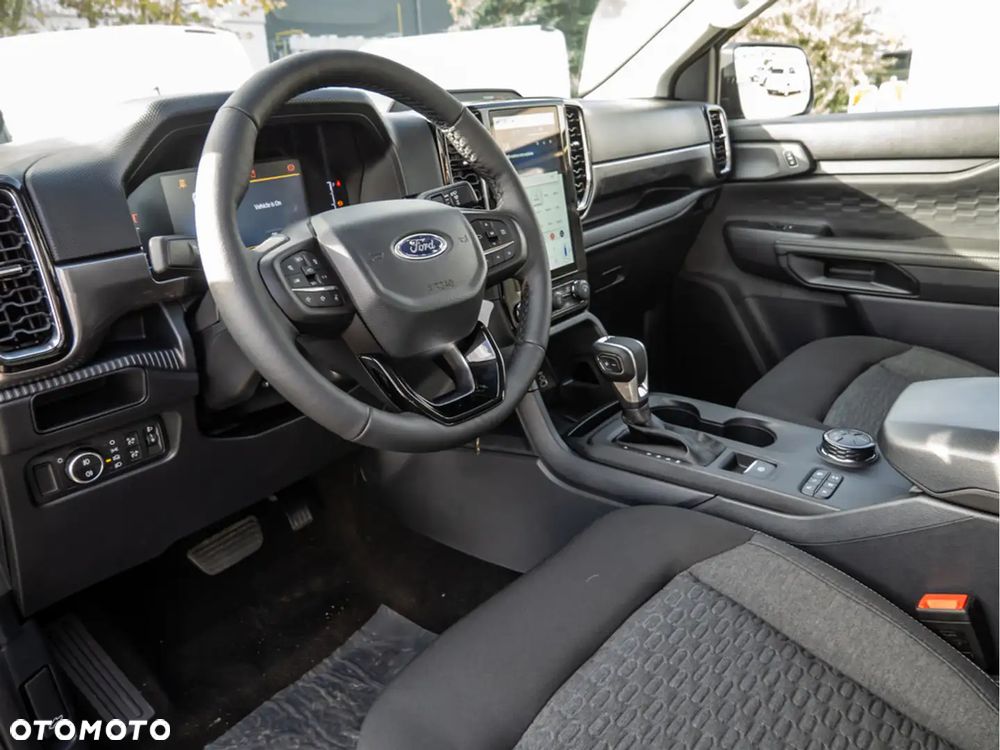 Ford Ranger - 12