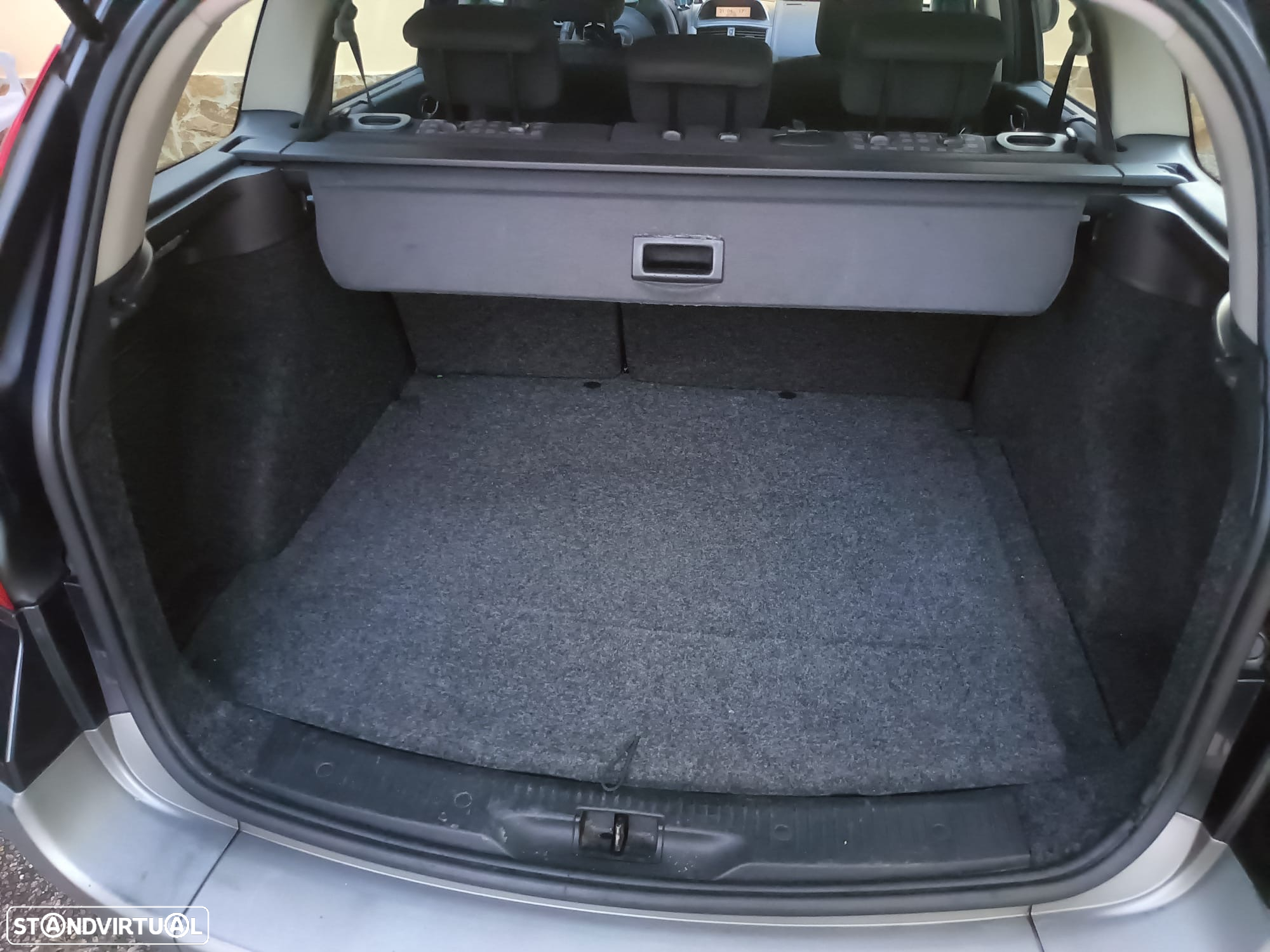 Renault Mégane Break 1.5 dCi Confort - 12
