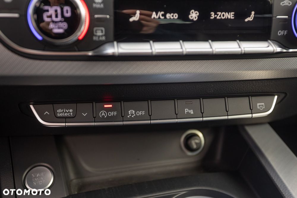 Audi A4 Avant 2.0 TDI S tronic quattro sport - 30