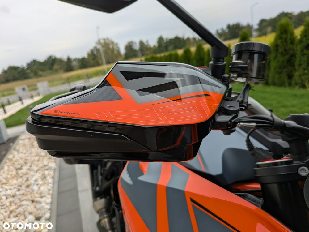 KTM Super Duke - 24