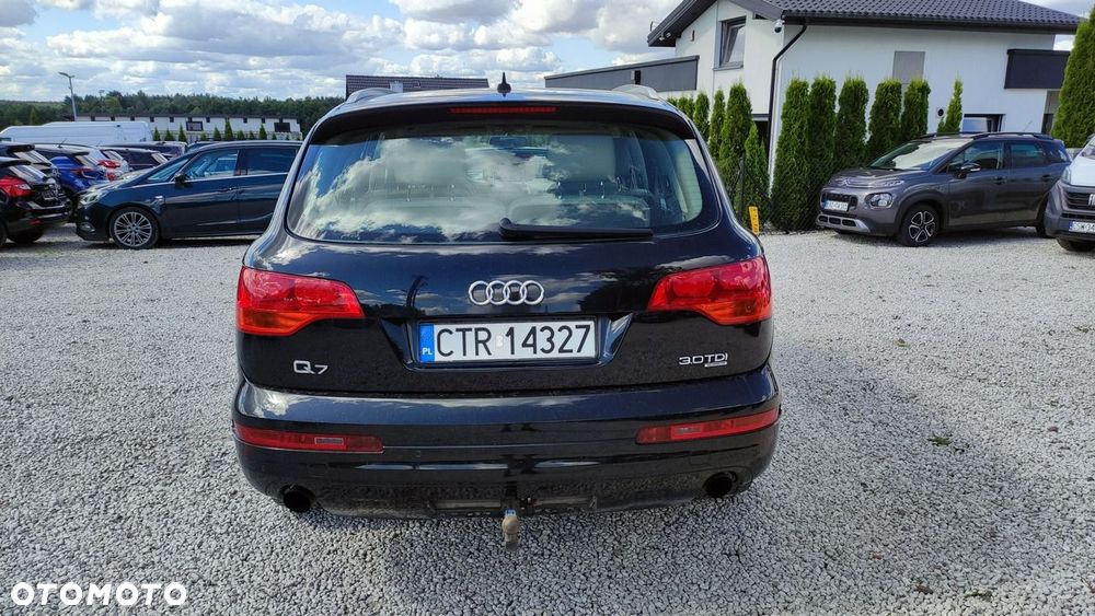 Audi Q7 - 14
