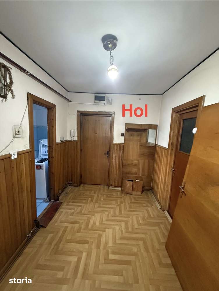 Apartament 3 camere și 2 balcoane ultracentral Rm. Vâlcea — fotografia 1