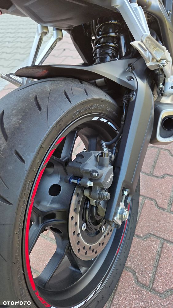 Honda CBR - 10