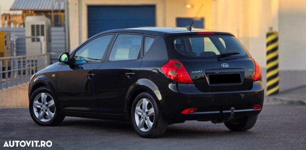 Kia Ceed 1.6 DSL TX COMFORT - 3